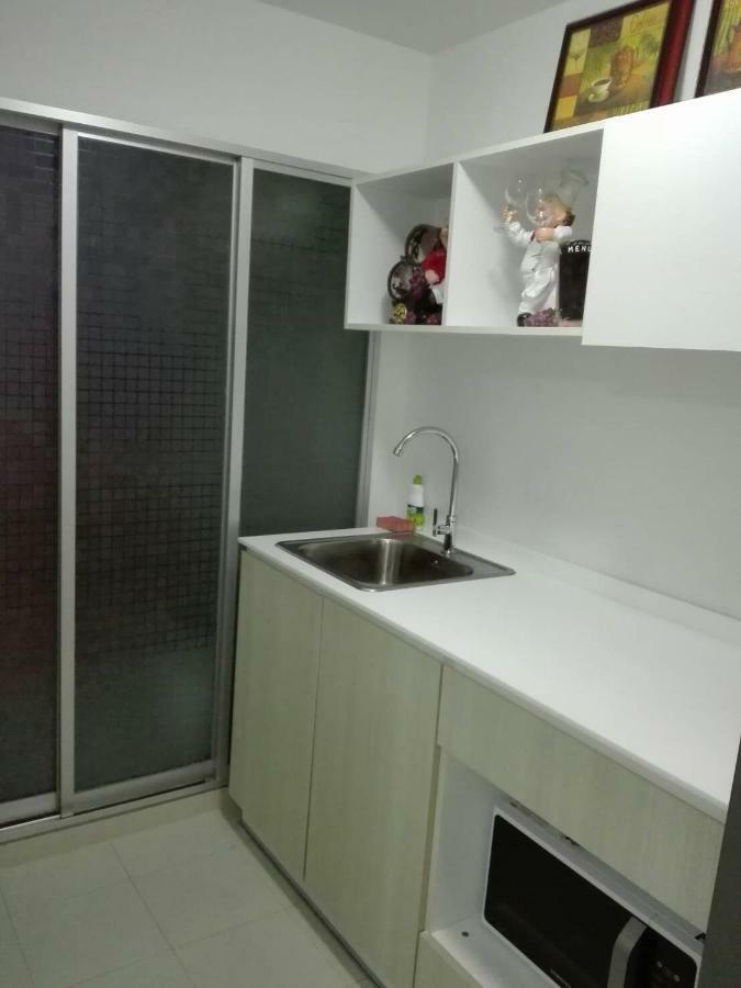 บ้านเพียงเพลิน Hua Hin Exterior photo